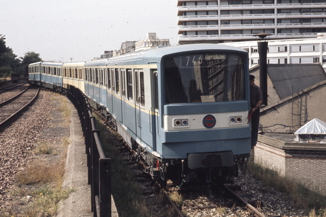 R 0971 - 3