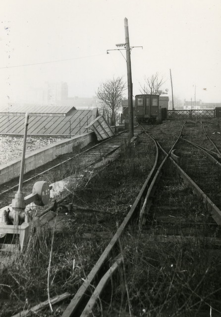 1935