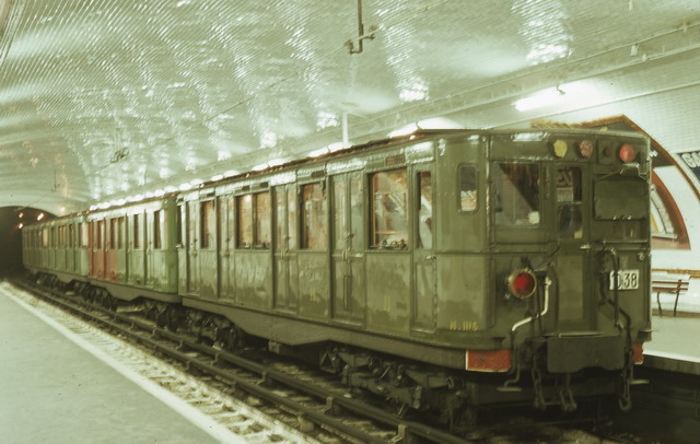 R1275